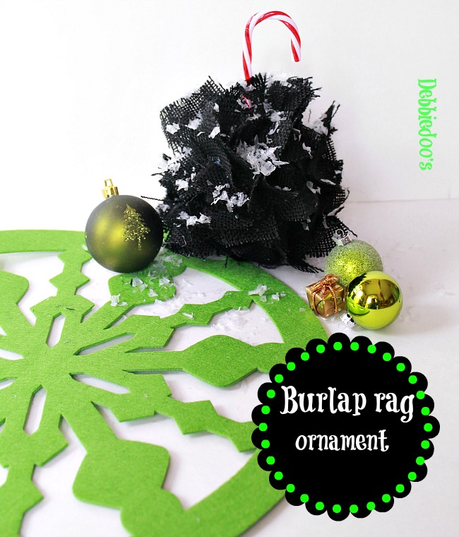 How to make a burlap Christmas ornament