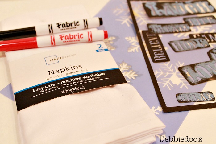 diy-holiday-napkins-with-fabric-markers-004