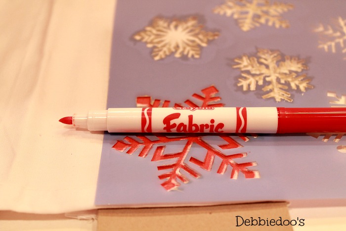 diy-holiday-napkins-with-fabric-markers-005