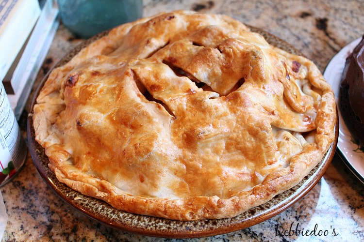home made apple pie