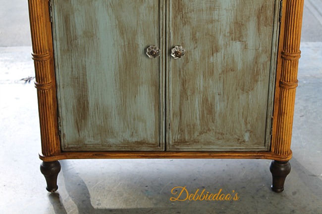 furniture painted with chalk paint by DecoAmericana 013