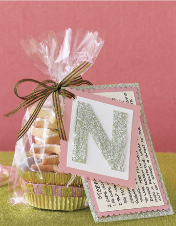 #bakerybecause cookies in cute packaging idea