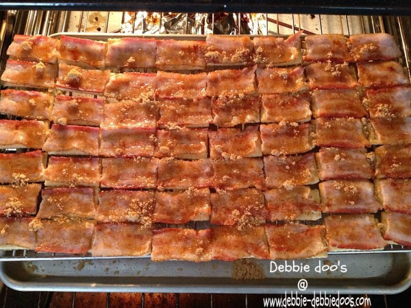 how to make bacon crackers