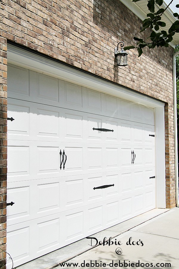 carriage door look on garage 001