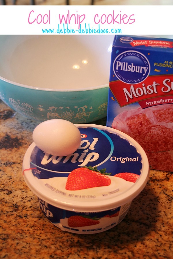 cool whip strawberry cookies 002