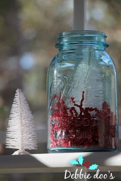 Christmas mason jar decorating idea with Dollar tree