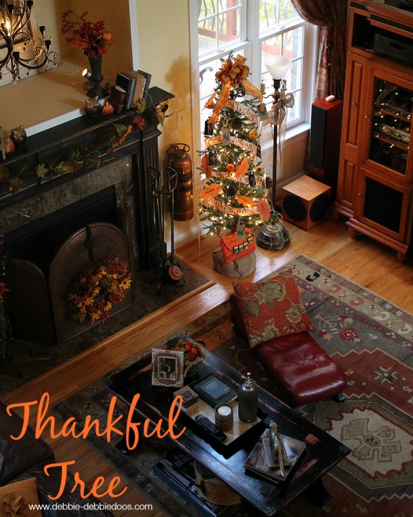 Thanksgiving thankful tree in family room
