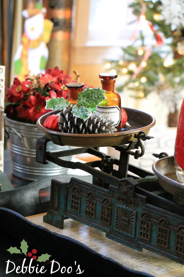 Creating holiday vignettes for Christmas