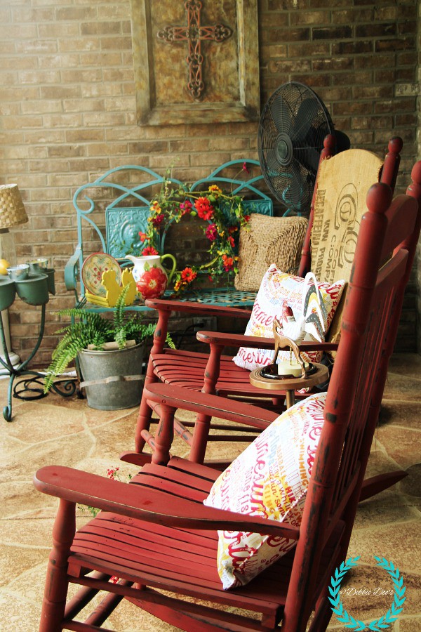 Old world southern style porch decor for summer