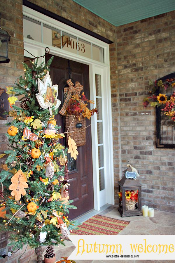 Autumn welcome on the porch decorating ideas