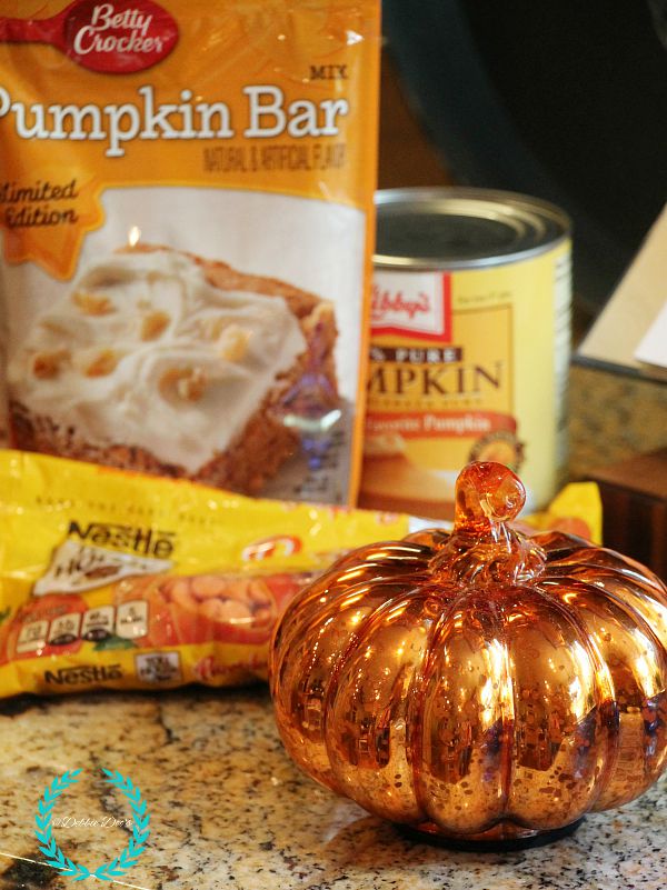 How to make a pumpkin cake with only two ingredients