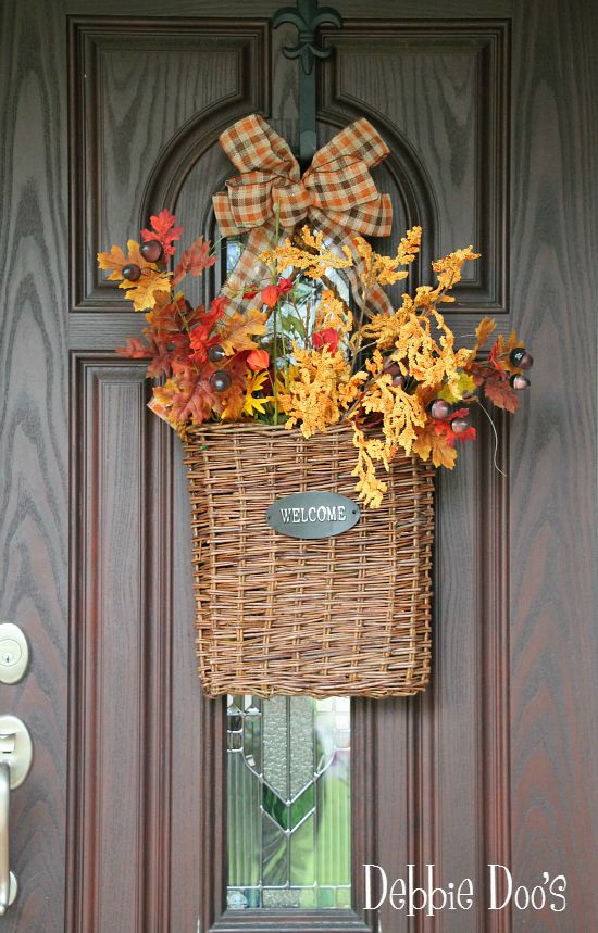 Welcome fall basket on front door