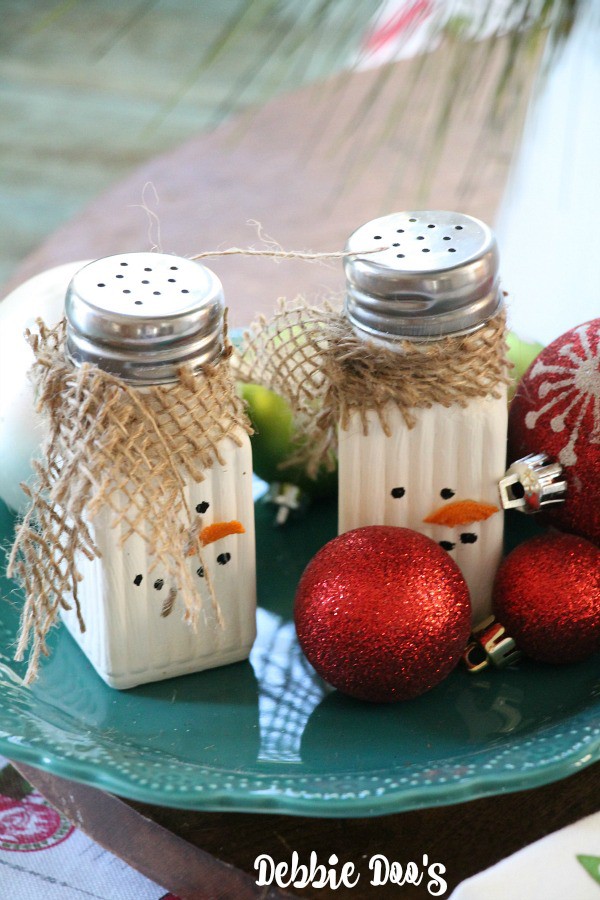 Snowman salt and pepper shaker