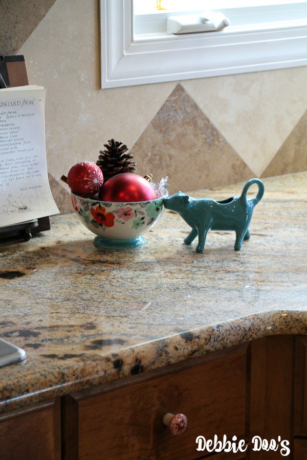 Christmas decorating in the kitchen with pioneer womans bowls