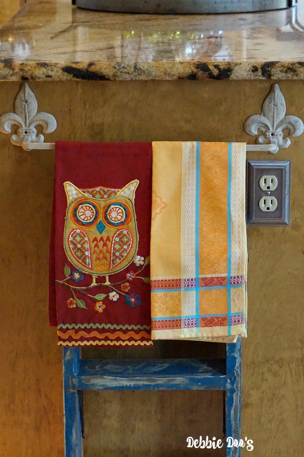 Fun owl kitchen towels