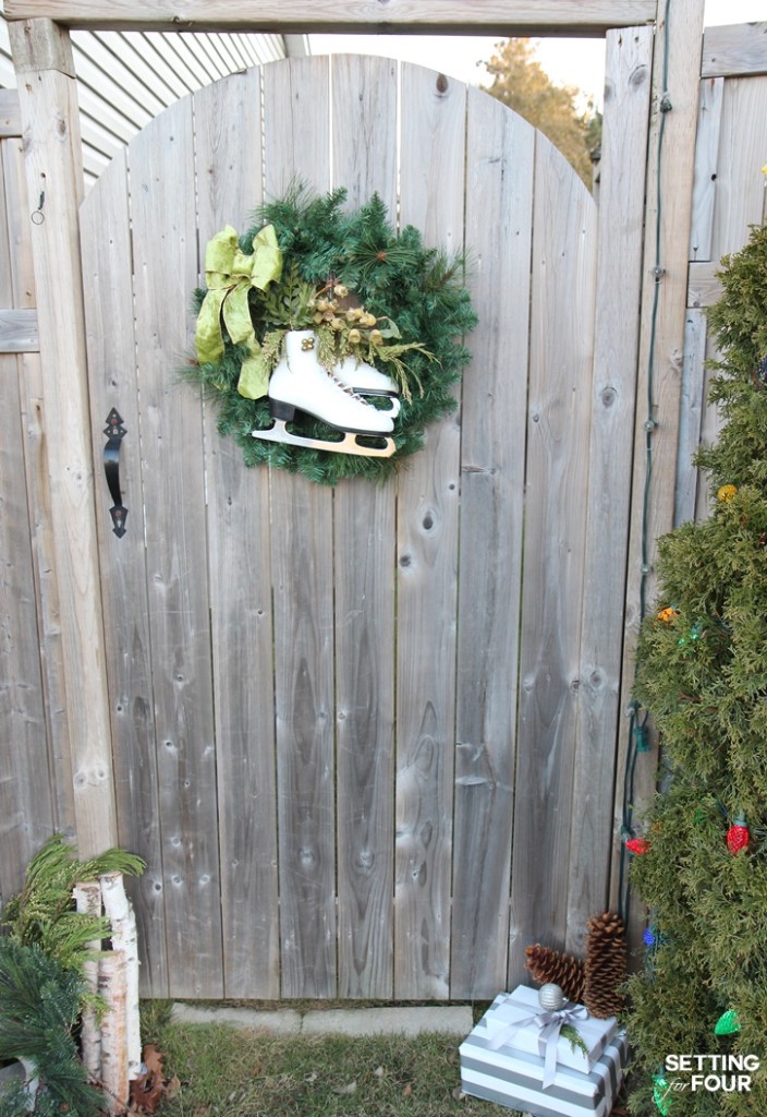 Outdoor Christmas decorating ideas with iceskates