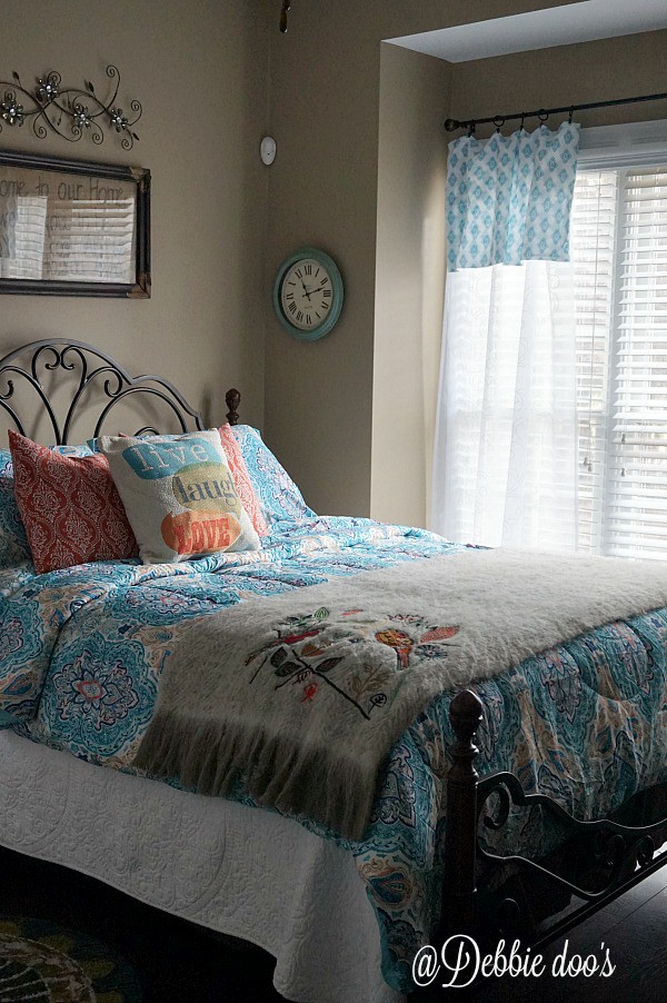 Guest room fluffing for Spring and Summer