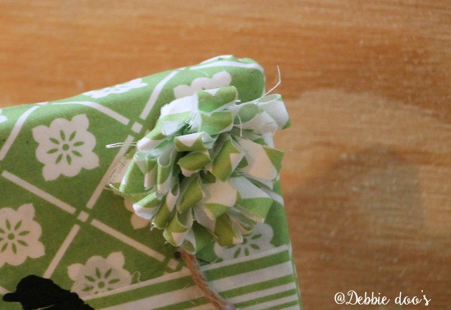 How to make a fabric flower