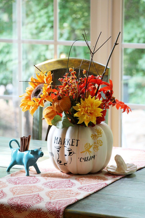 Country rustic fall decorating with florals and texture