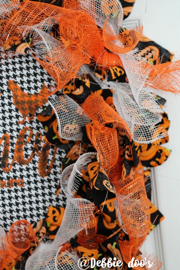 how-to-make-a-fall-and-halloween-wreath-using-a-wire-wreath-form