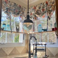 Country curtains in country french kitchen