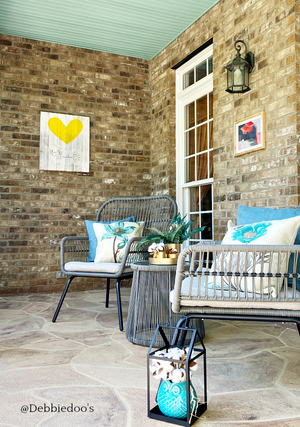 Boho porch decorating with Decocrated accessories