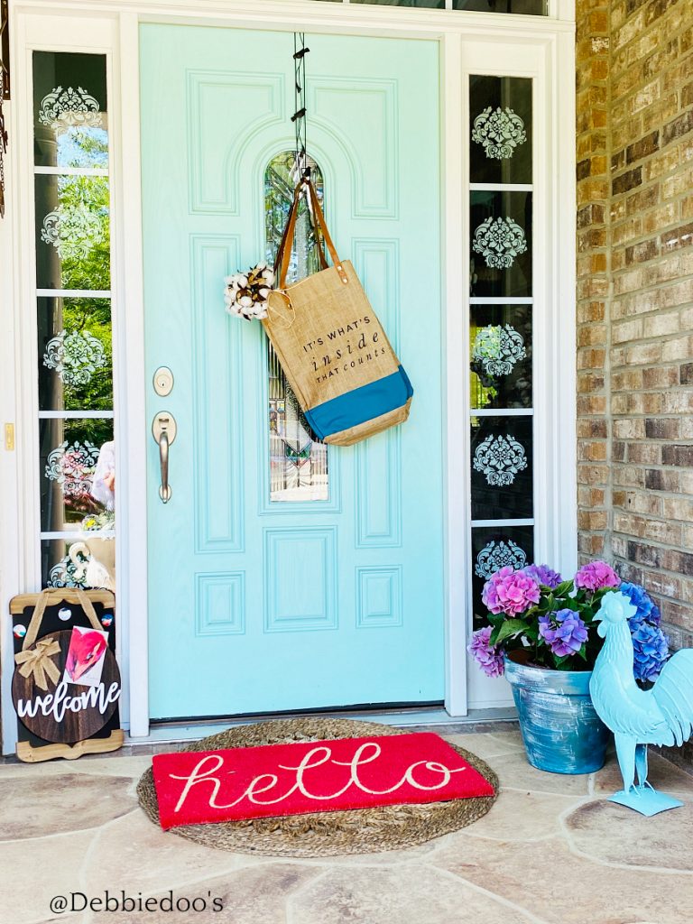 Boho welcoming front porch decorating ideas with Decocrated