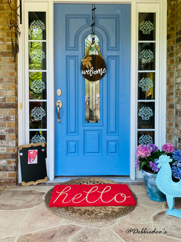 Painting your front door with Charleston colors